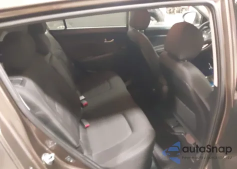 2013 Kia Sportage Lx z USA, uszkodzony, nr VIN KNDPBCA29D7427815